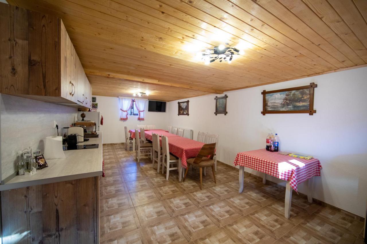 детелина - лина Villa Sapareva Banya